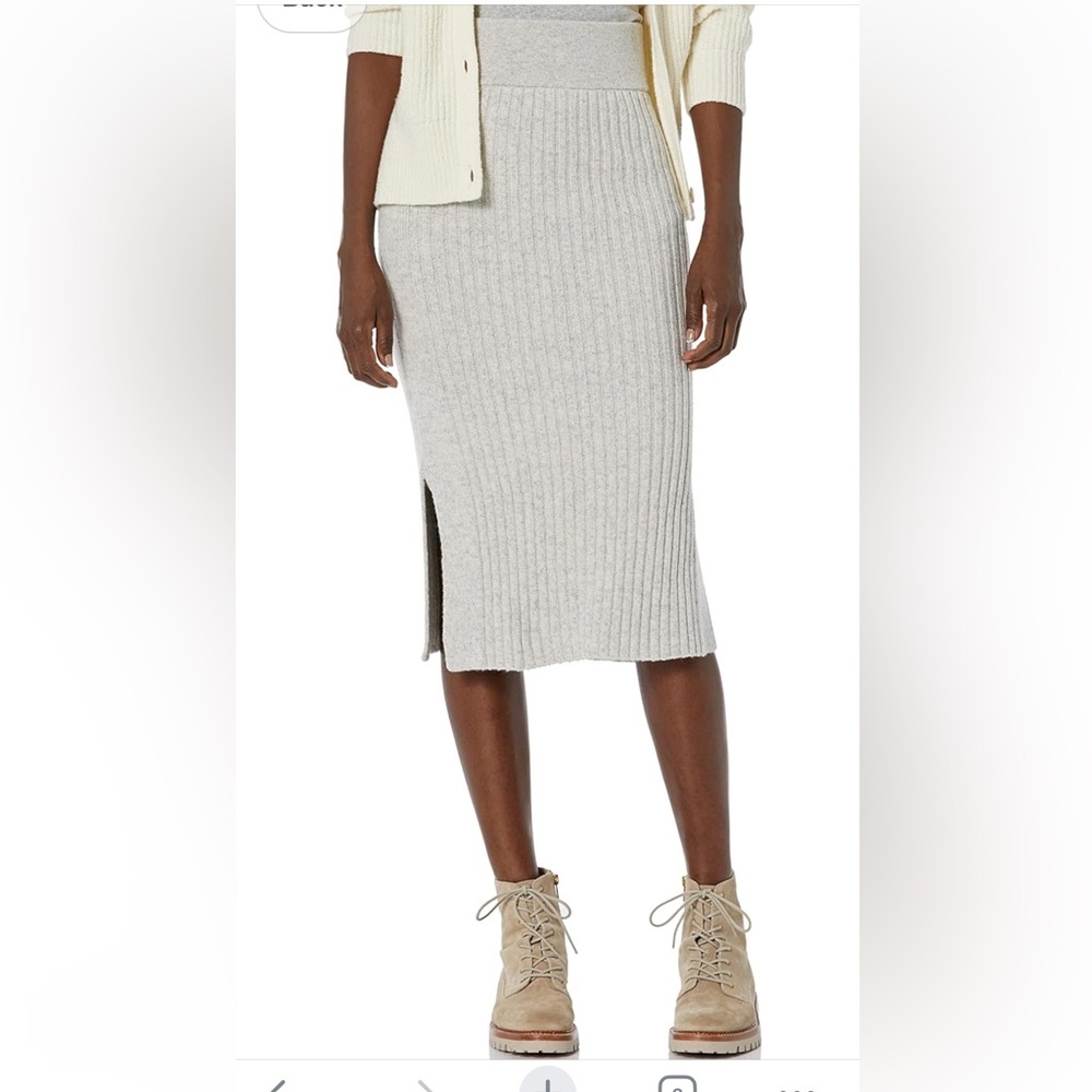 Club Monaco Light Gray Ribbed Pencil Skirt